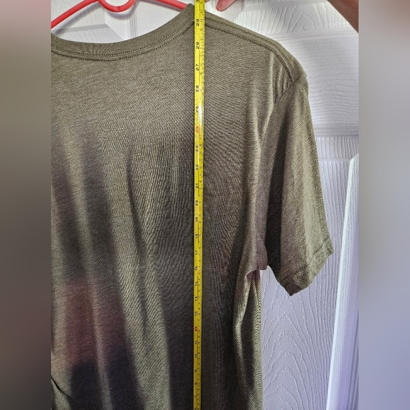 Magnolia Waco, Texas T-shirt size large - Picture 6 of 7